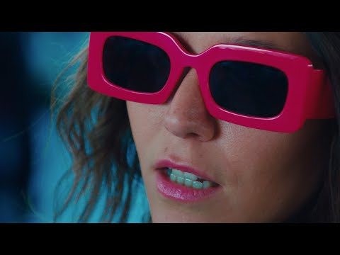 Renaldo & Clara - S'està millor al carrer [videoclip oficial]