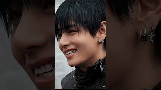 Оу..Оу.. по-легче 🙏Мы разве готовы к такому? #bts #v #kimtaehyung #taehyung #jk #taekook #jungkook