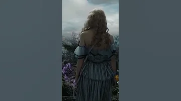 اليس في بلاد العجائب Alice In Wonderland 