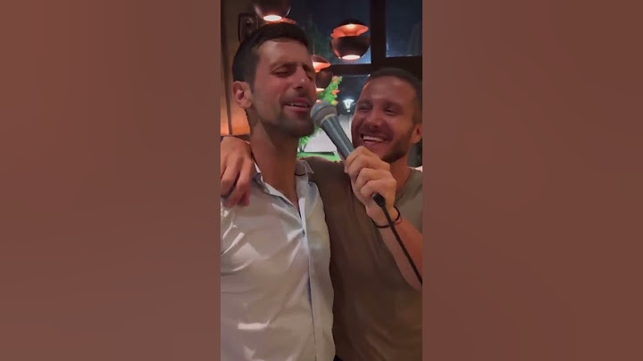 Novak Đoković zapevao OPROSTIĆU JOJ SVE /duet sa SAŠOM KOVAČEVIĆEM
