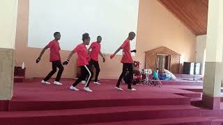 KOMANDO WA YESU ft MADAM MARTHA_Mambo yamebadilika dance challenge by The REAK Dance Crew.