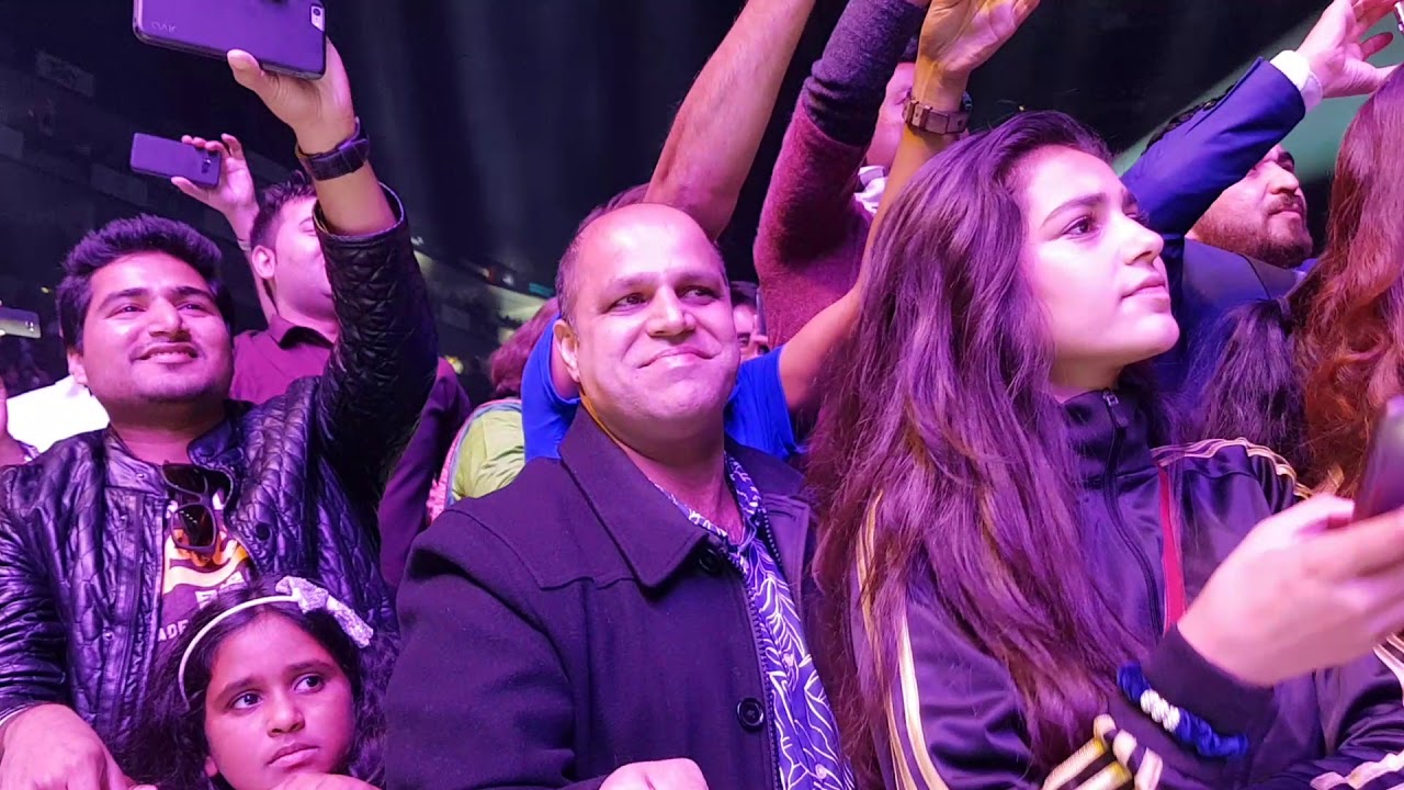 Salman Khan Superstar Dabbang Tour UK  Entry On Stage Live From O2 London part 6/21