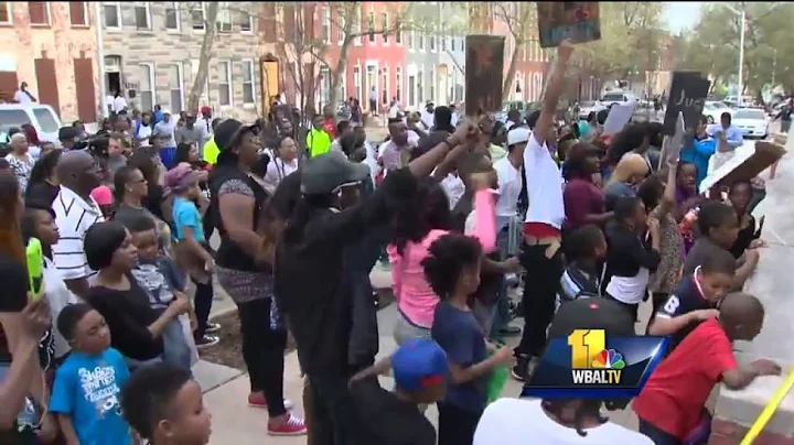 Protesters demand answers in Gray death