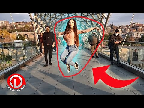TBİLİSİ KÖRPÜSÜNDE AZERİ