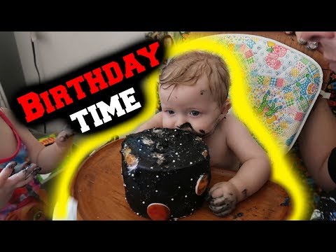 our-baby-boys-first-year-(birthday-party)