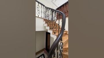 Cầu thang sắt nhập khẩu