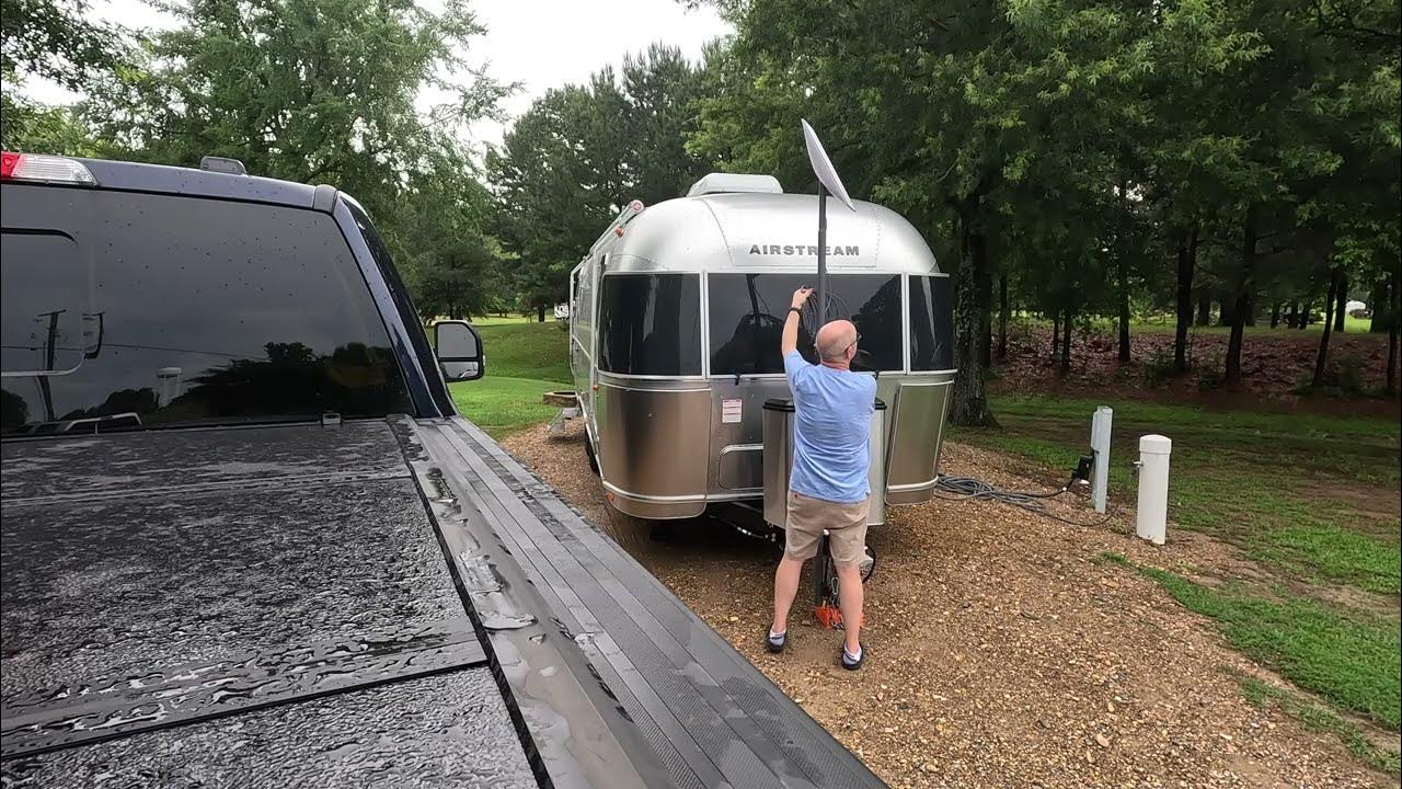 Starlink on Airstream - YouTube