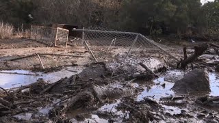 California mudslides demolish homes, killing at least 13 (2)