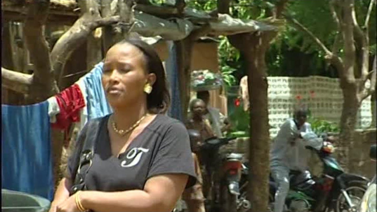 FIFI JOLIE FILM MALIEN