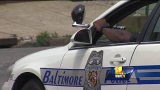 Video: Man shot in convenience store dies