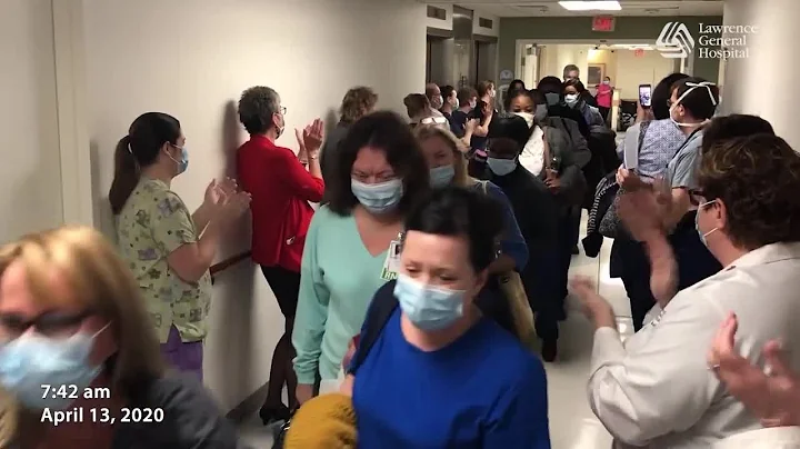 Raw Video: Traveling Nurses Welcomed With Applause At Lawrence General Hospital - DayDayNews