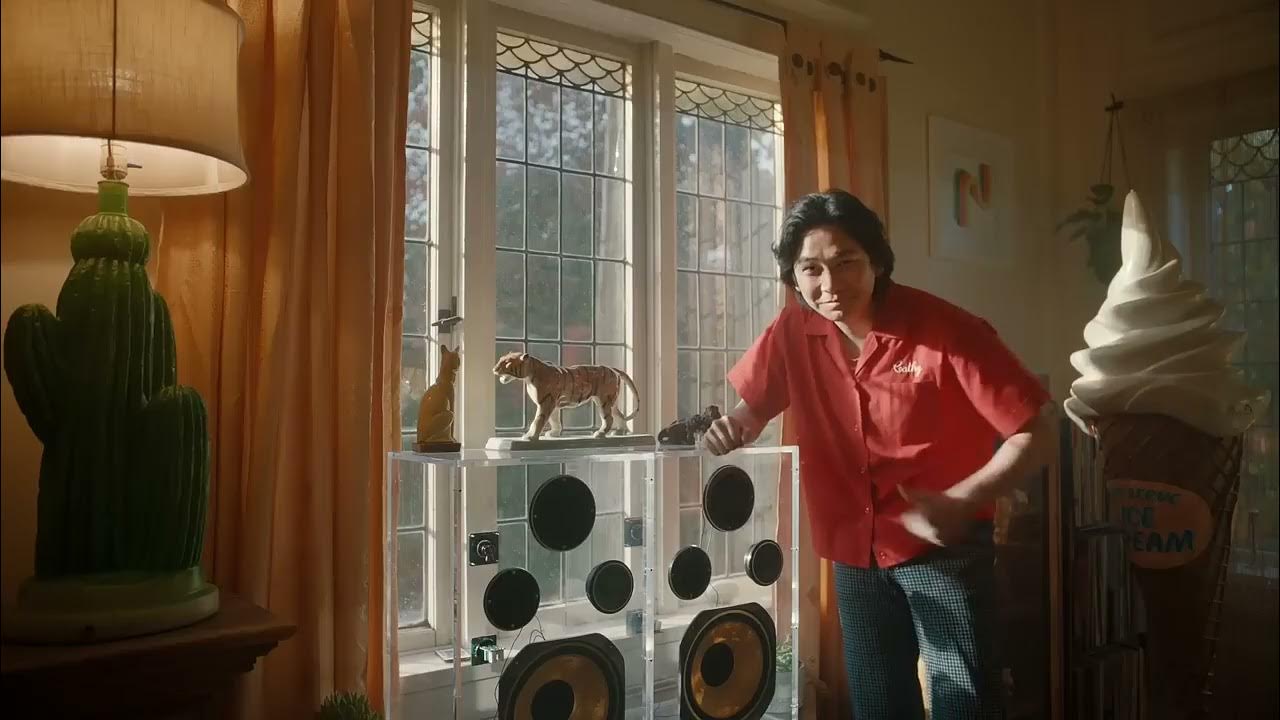 TurboTax Free Edition TurboTax Commercial "Free Connoisseur" 2025