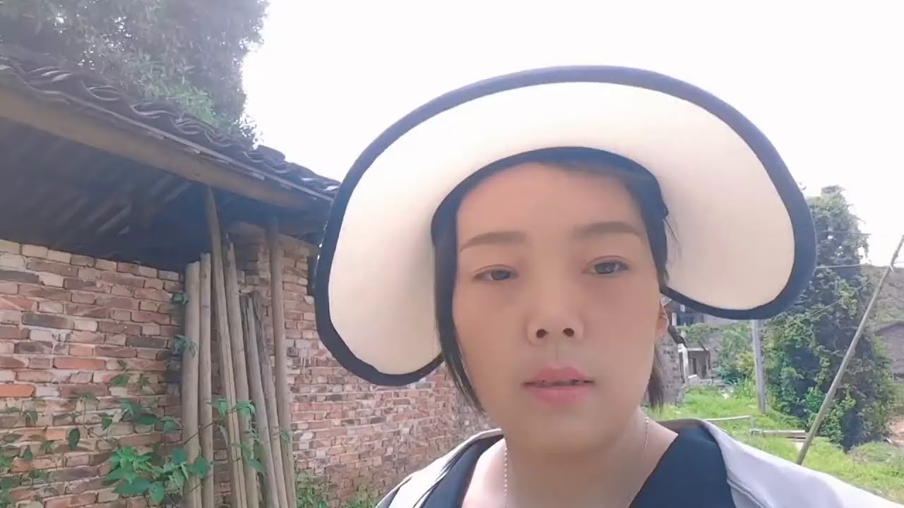 老公生病了，进山给他送饭，花1300买的狗表现越来越不错了