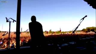 Pendulum - Witchcraft (Glastonbury 2011) HD