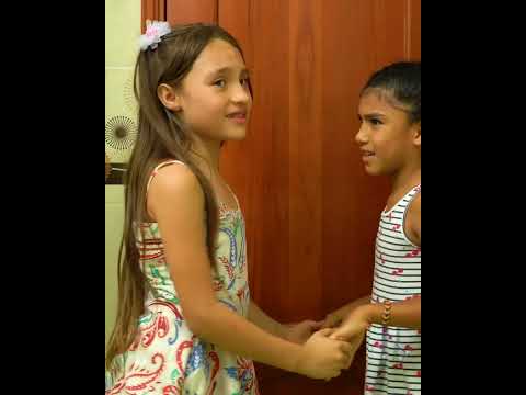 Madrastra sin piedad le hacia esto a las niñas, pero la vida le dio una lección