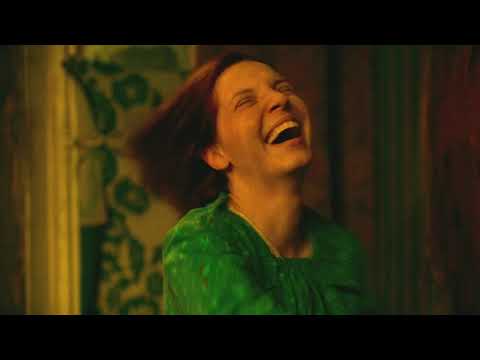 Uzun Kız (2019) - Yeşil Elbise