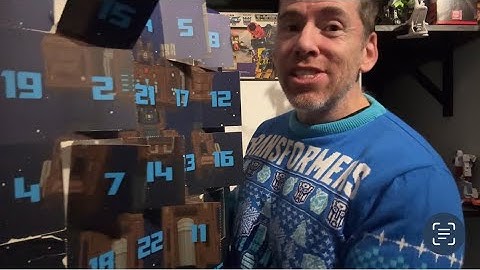 Transformers Christmas countdown with the official store & blokees. Advent calendar opening & build
