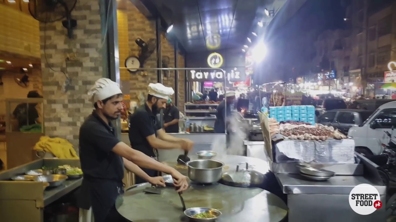 Katakat at Tayyabiz | Karachi Hussainabad Food Street | Pakistan Street Food | Street Food PK