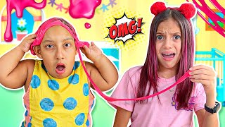 Jéssica mostra bom comportamento e ajuda amiga com Slime no cabelo (Jéssica Sousa)