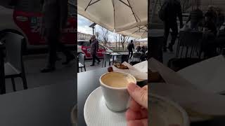 Kahvelere Ve Kruvasanlara Doyamadık, Vatikan Manzaralı Kahve Keyfi