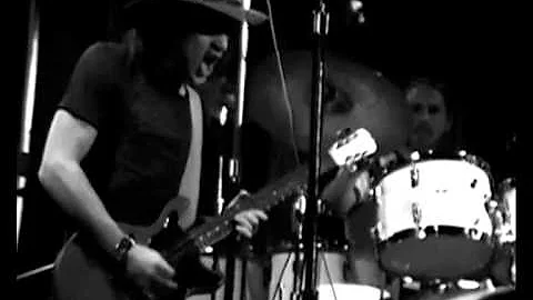 STONEGROUND - Break On Through