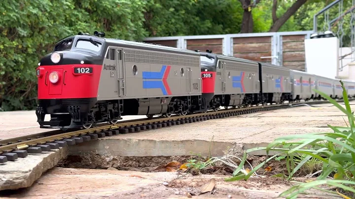 LGB Amtrak train ready to depart