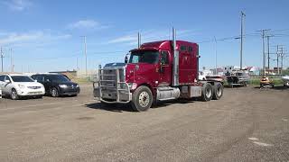 2002 International 9900I T/A Semi Truck