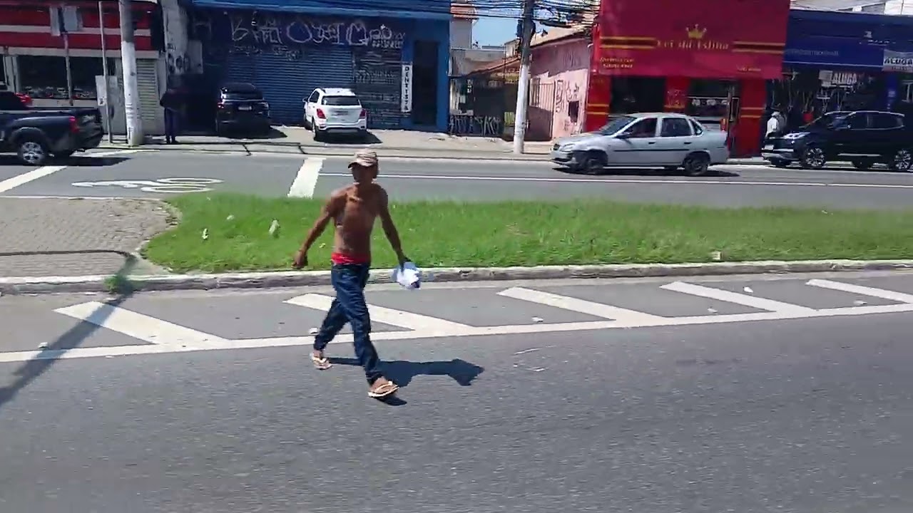 Avenida Marechal Tito Itaim Paulista sentido a São Miguel