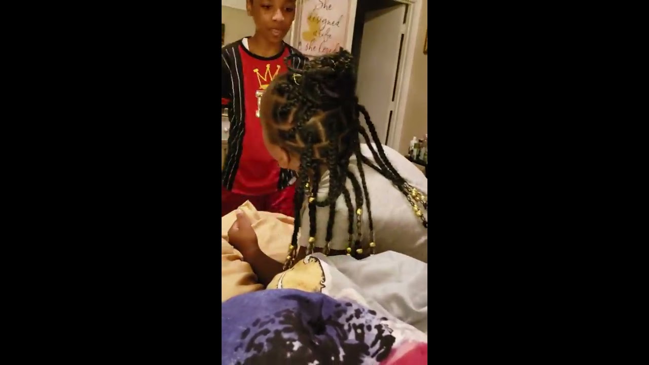 You can tell when Londein is sleepy