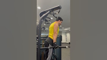 Parallel bar dips #parallelbardips