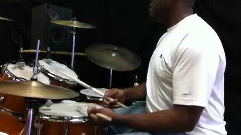 Steve Gadd Paradiddle Groove