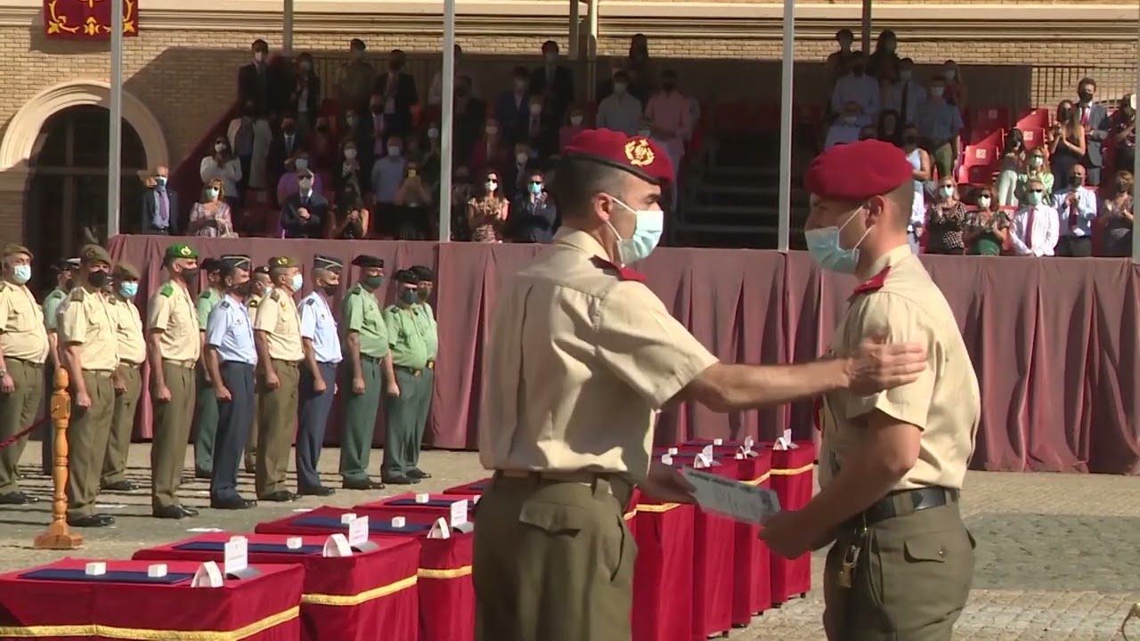 Academia General Militar. Entrega de despacho de Alférez a la LXXIX Promoción. 2 de octubre de 2021