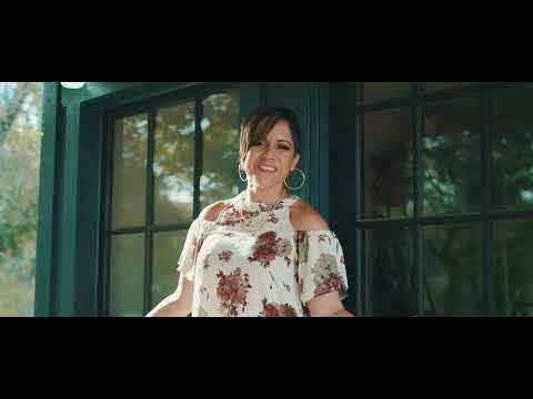 Izis La Enfermera De La Salsa - Amazing Grace salsa version (Video Oficial)