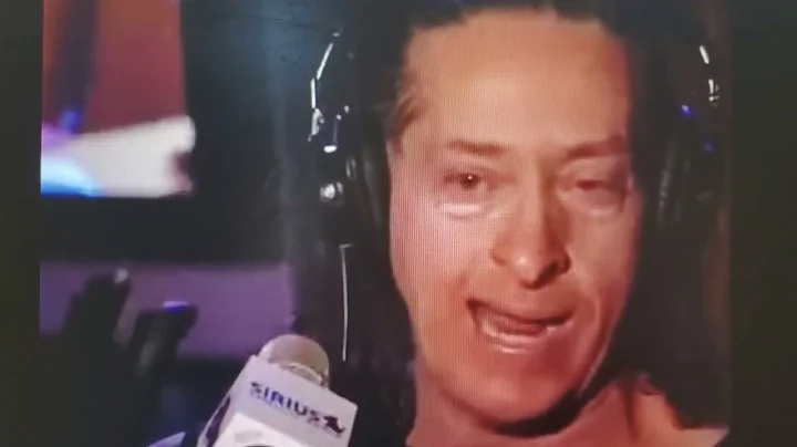 Elliott Offen flipping out on Howard Stern ..Right...