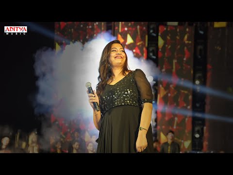 Jajikaya Jajikaya Song Live Performance by Geetha Madhuri at Akhanda 2 Grand Pre-Release Event - ADITYAMUSIC