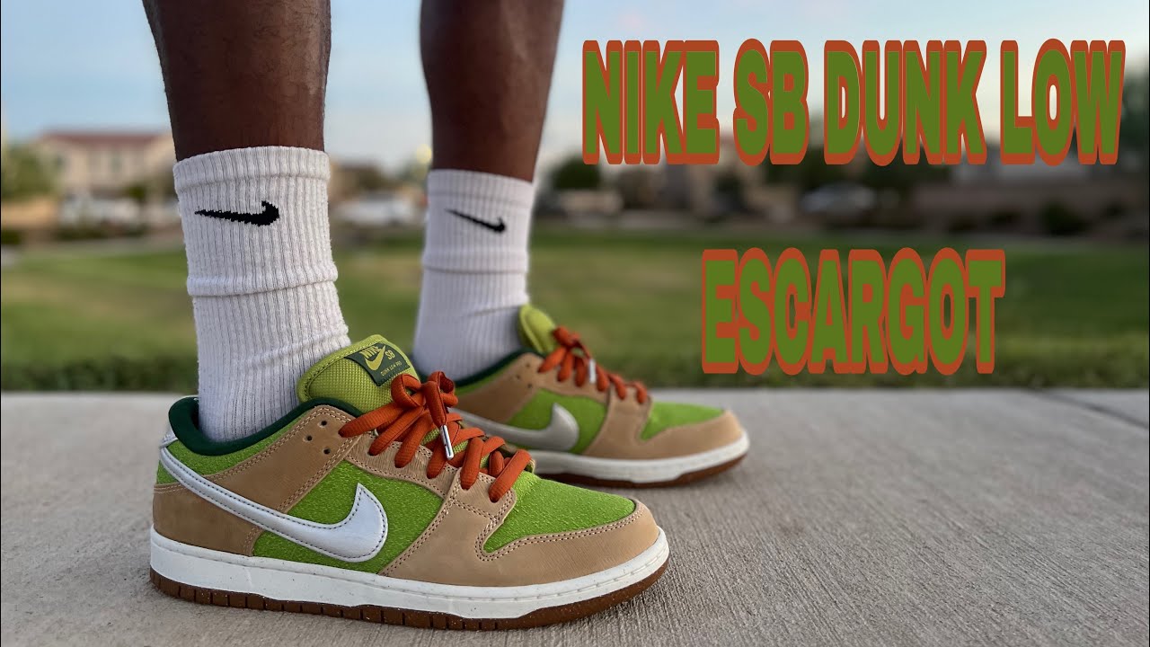 NIKE SB DUNK LOW 