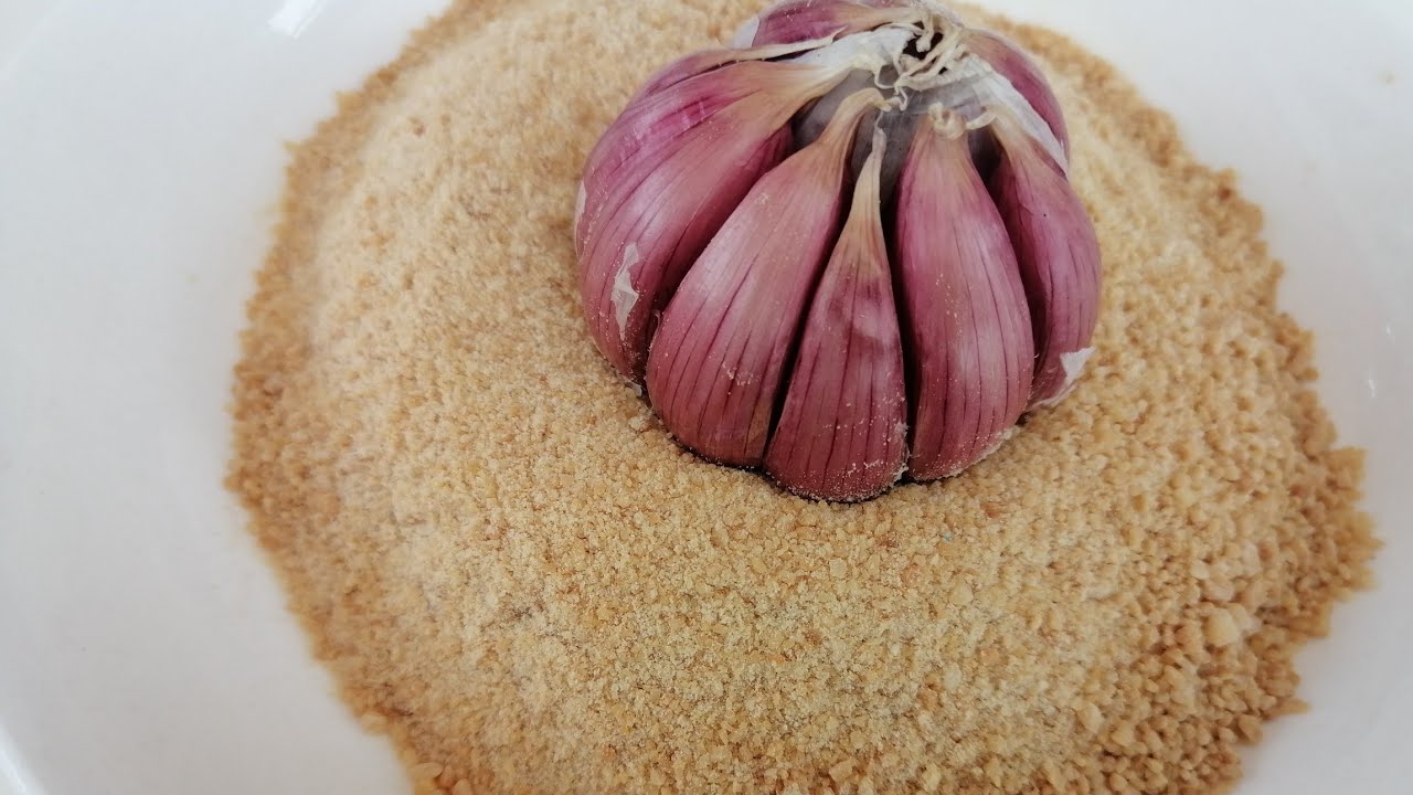 ثوم مجفف على الشمس طريقة صحية و ينفع لعدة استعمالات 👌👌