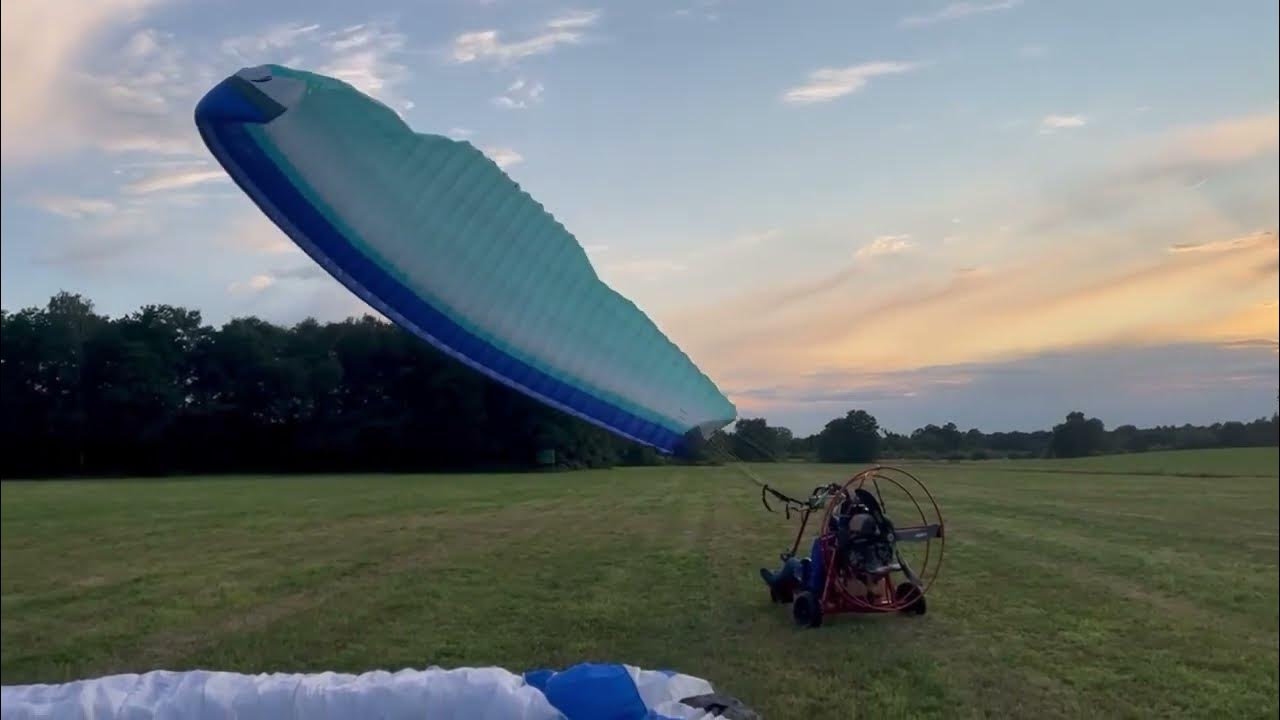 Zwei schöne Landungen mit dem Motorschirm bzw Paramotor ppg flying fly