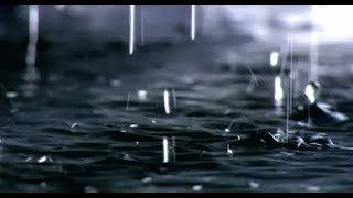 1,5 Stunden Regen auf Dachfenster - Rain on roof window/skylight - relaxing sounds