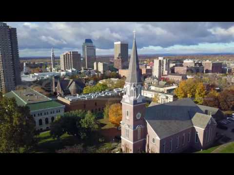 Video: Kun je 's avonds naar Coit Tower gaan?