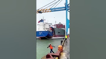 Cargo Ship Loses Control While Approaching the Dock!