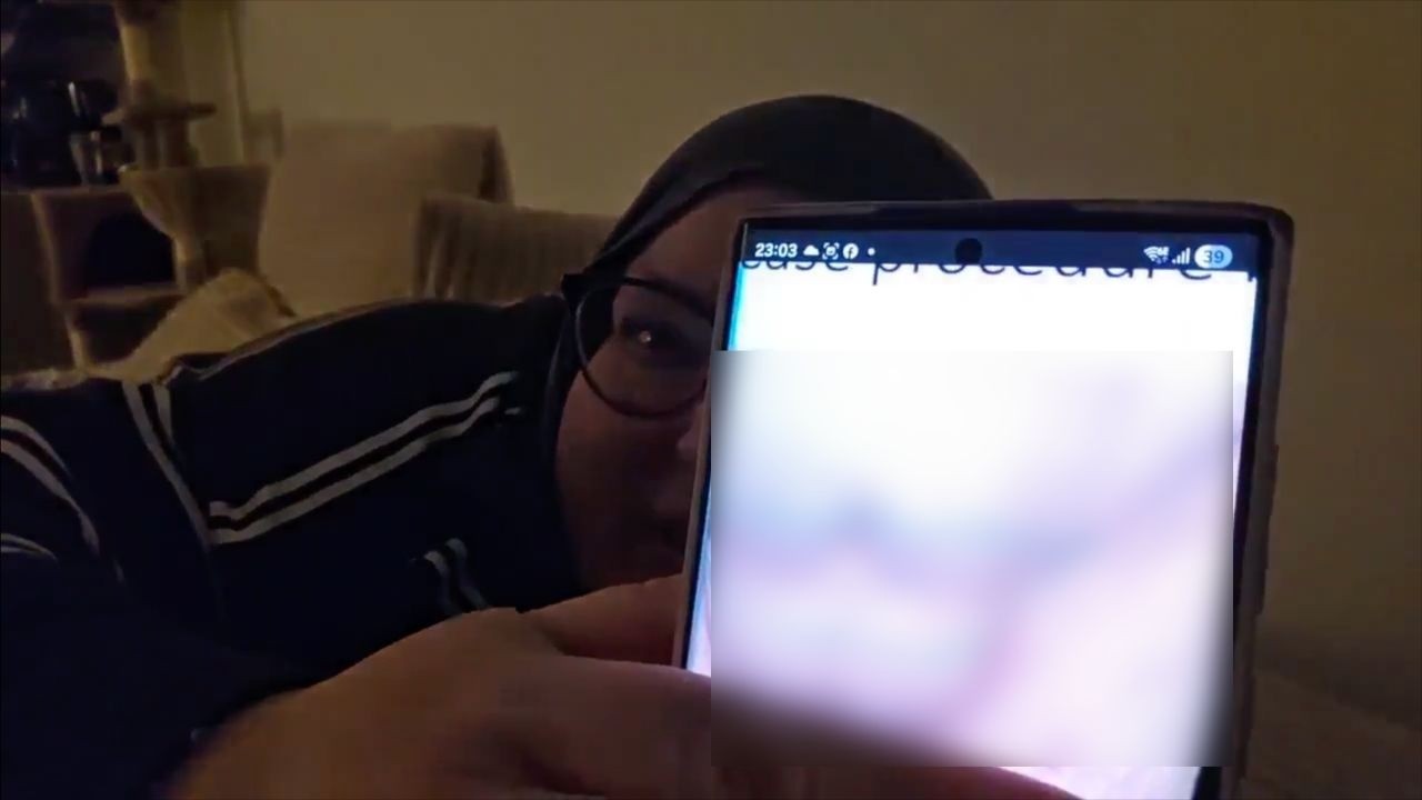 Foodie Beauty Shows Female Pr1vate Parts on Stream | HIGHLIGHTS