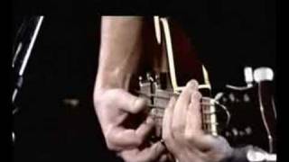 Chris Rea : Fool If You Think Its Over