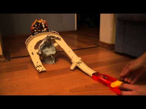 Игровой набор Mattel HOT WHEELS "ДЕЛЮКС"