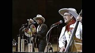 Riders In The Sky - Here Comes The Santa Fe (Grand Ole Opry Live; December 8th 1990)