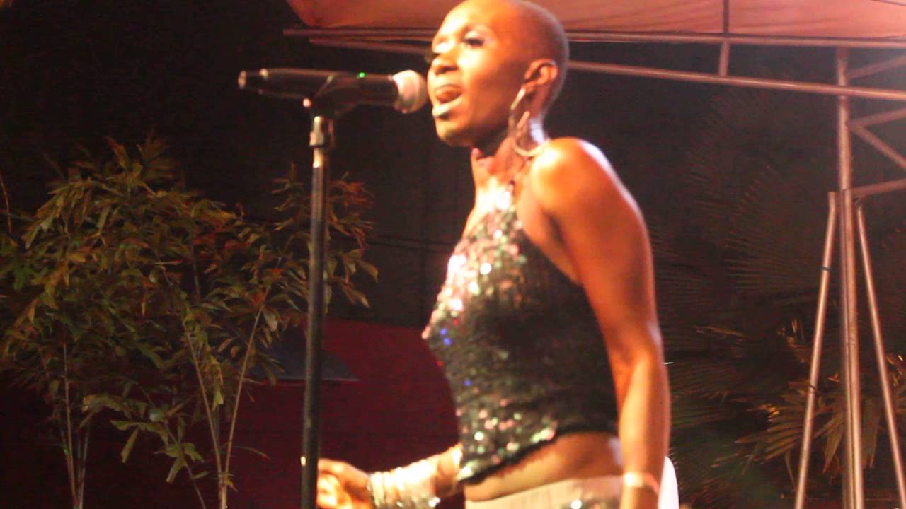 NanaYaa performs Chaka Khan's 'Ain't Nobody' at the Soul to Soul Ultra Vox Series.