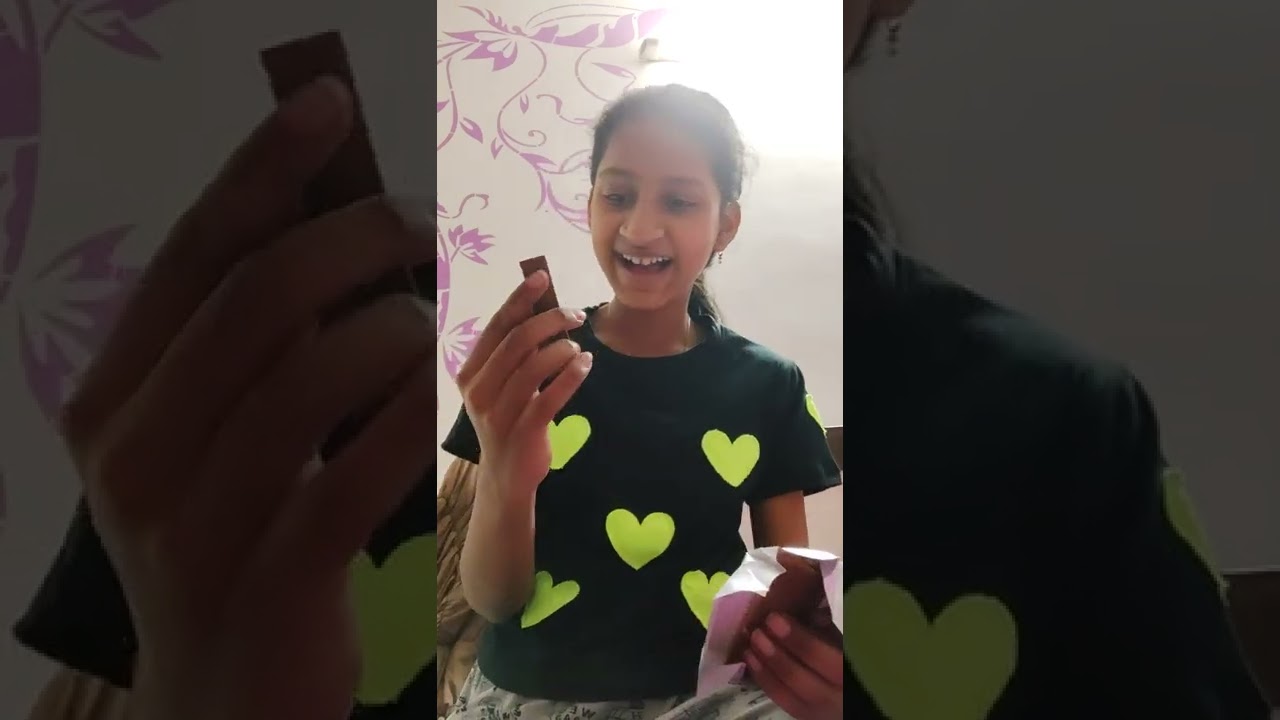 honest review of new flavour mango KitKat