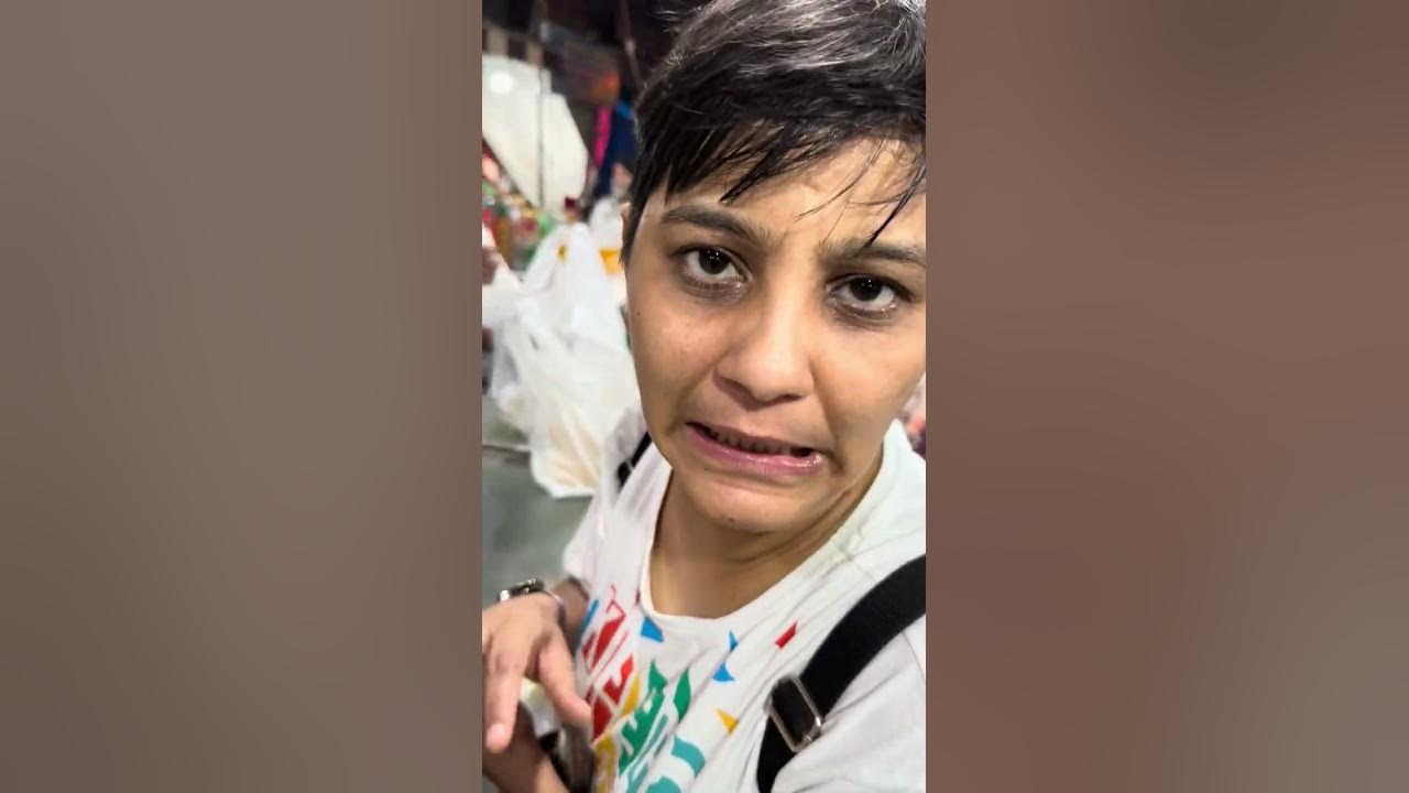 Janakpuri Ke sair ..thodi si shopping YouTube