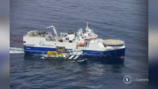 Māori sailor sends message to seismic testing ship Māori sailor sends message to seismic testing ship