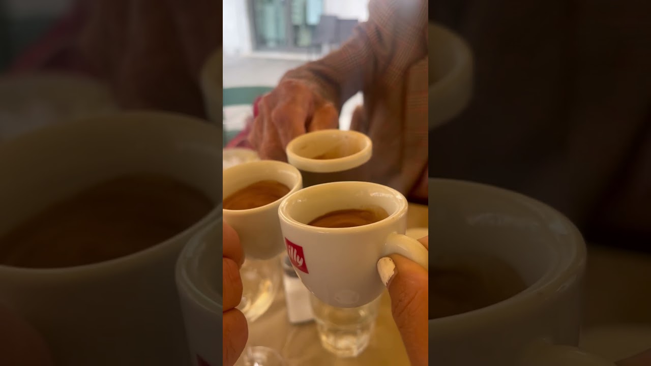 Tre Caffè Paga a Lerici, Liguria 